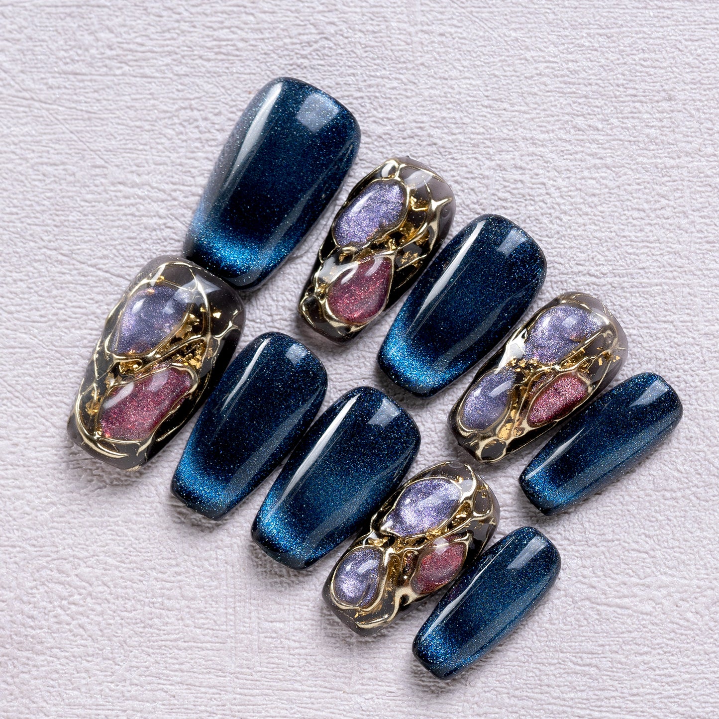 M0014 Ursula Press on Nails